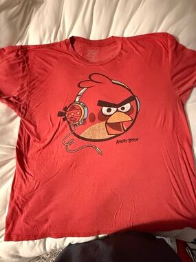 Angry Birds Red Graphic Tee - Short Sleeve